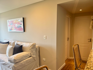 Alojamiento en el centro con vista parcial al lago y con cochera